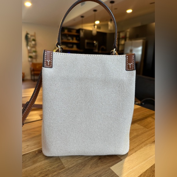 Tory Burch Blake canvas bucket Bag - Picture 2 of 12